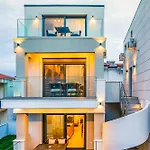 Ammos-villas 公寓 *